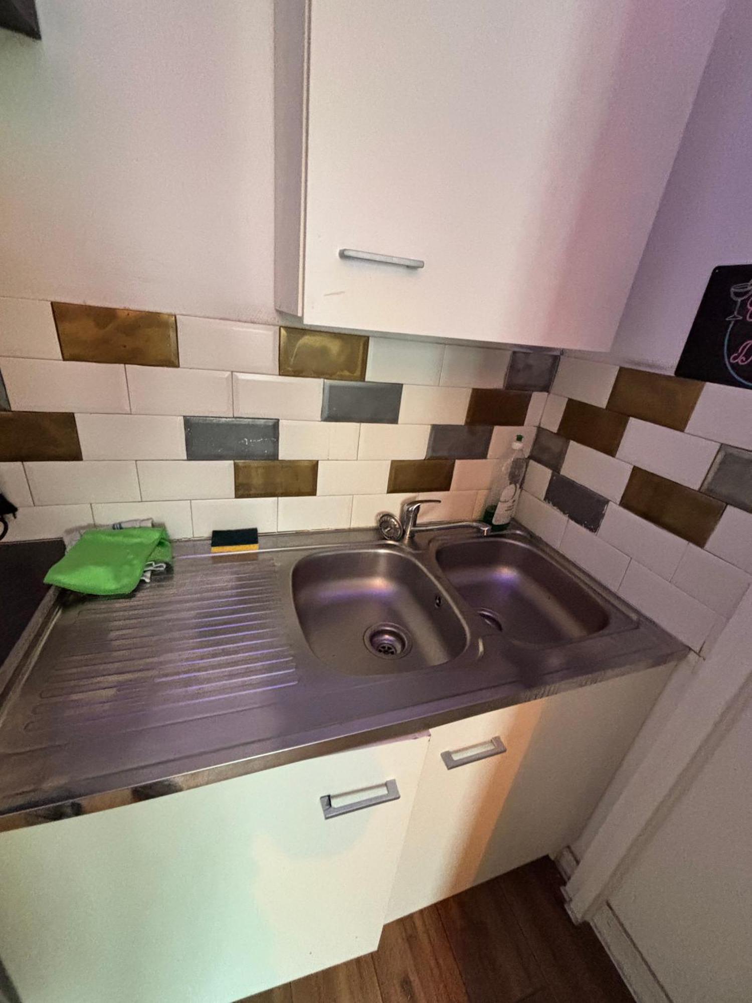 manhattan studio's Besançon Esterno foto